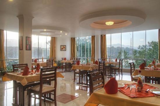 Polo Regency Hotel Sundarnagar Ngoại thất bức ảnh